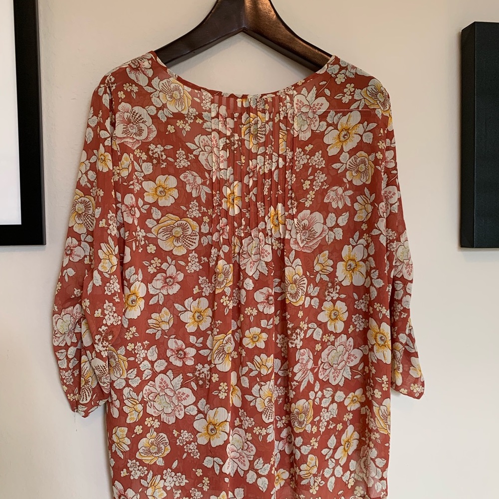 Torrid top - Picture 2 of 4